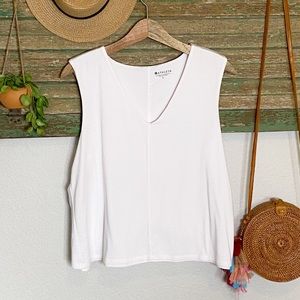 Athleta Essence double layer tank white Large EUC